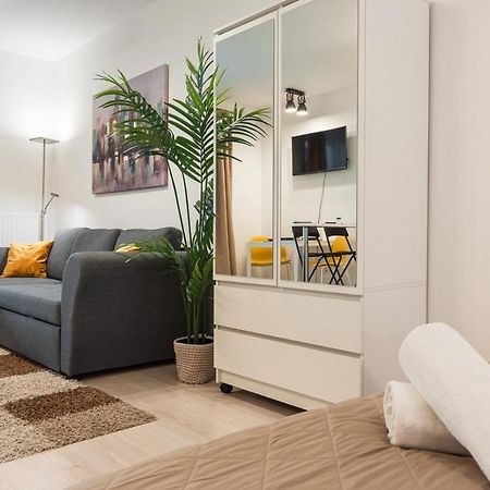 Modern Newly-Built Home By The New York Cafe ブダペスト エクステリア 写真