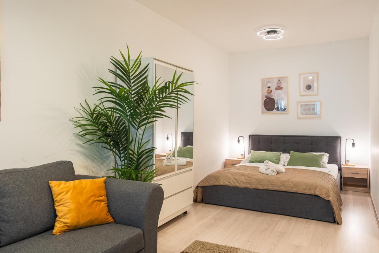 Modern Newly-Built Home By The New York Cafe ブダペスト エクステリア 写真